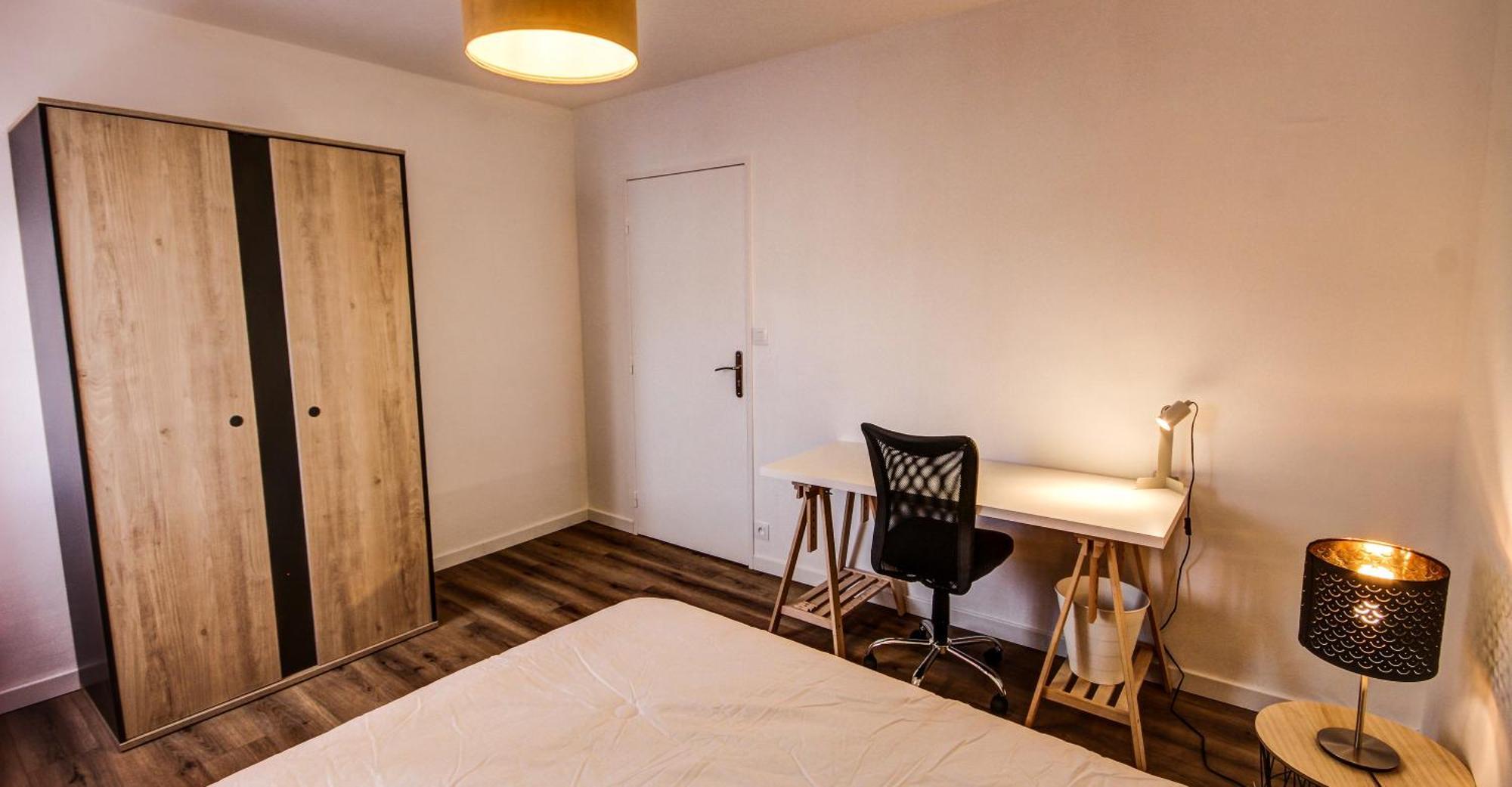 Suite T5 Rennes Gare - Parking Prive Gratuit Zewnętrze zdjęcie